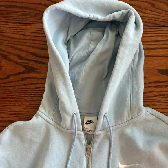 Nike Women's Sportswear
Phoenix Fleece Oversized Full-Zip Jacket Medium - Picture 8 of 9